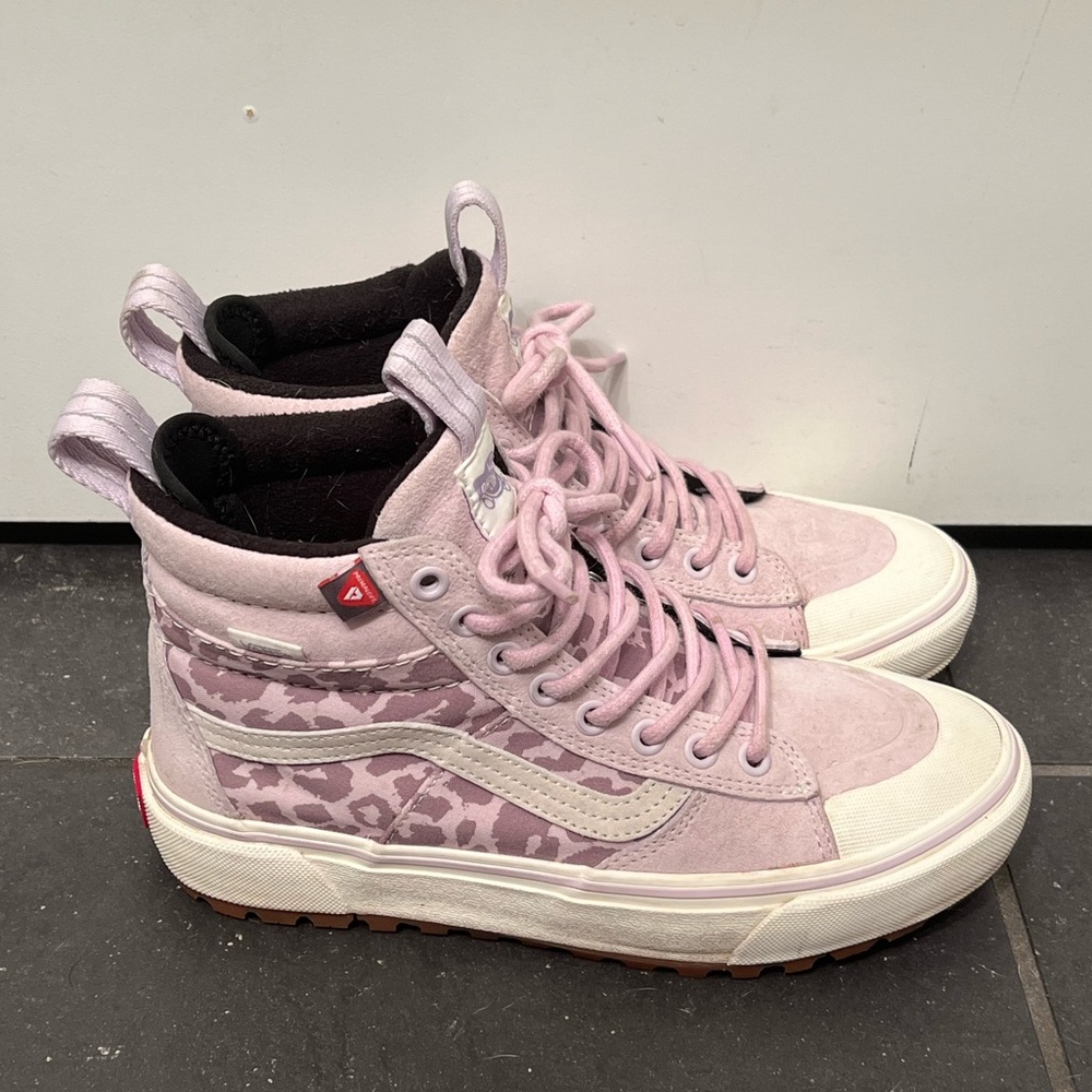 ❌ SOLD ❌ Vans MTE-2 Sk8-Hi Women’s
